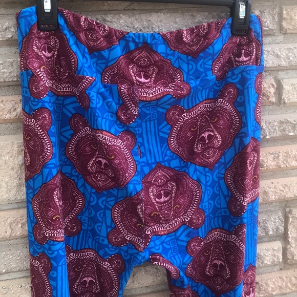 *RARE* LuLaRoe mosaic bears TC leggings - Picture 4 of 7